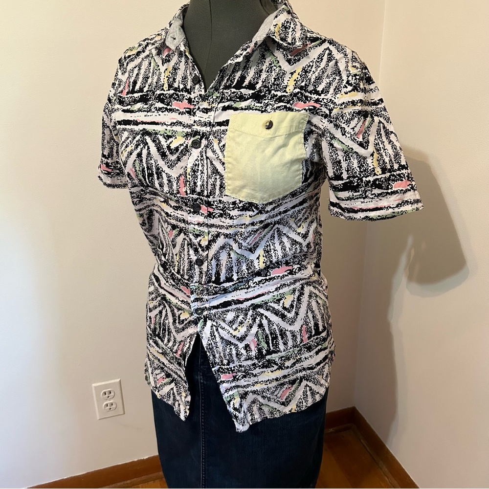 Modern Amusement button down shirt size small